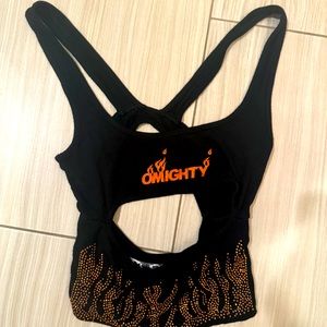HOTTEST Omighty top ! Size xs/s. Recommend for people with a smaller chest🫶🏽